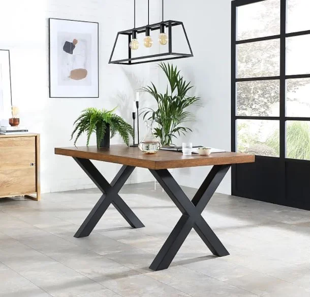 רגל שולחן X4 שחור - גלגלים ורגליים
