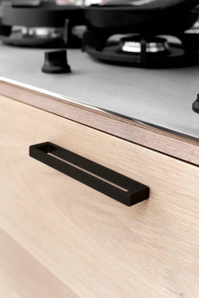 ידית דגם Furnipart – Cubico