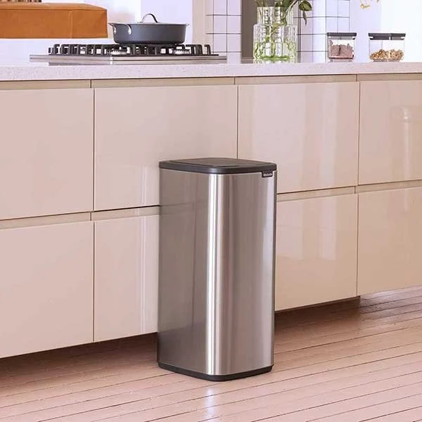פח אשפה למטבח 30 ליטר BO טאץ - brabantia bo touch bin 30l matt steel fingerprint proof y
