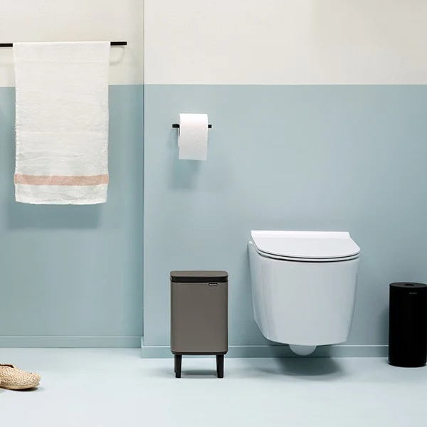 פח אשפה לשירותים BO 4 ליטר Brabantia – תמונה 20