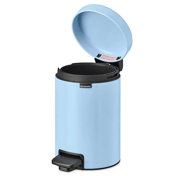 פח אשפה פדל 3 ליטר Brabantia – NewIcon - brabantia newicon pedal bin 3l dreamy blue front side open y