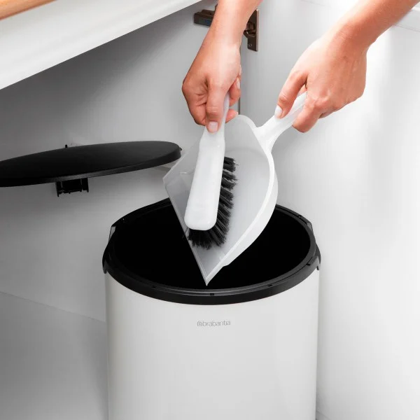 פח אשפה פנימי למטבח – מתחת לכיור 15 ליטר Brabantia - פחי אשפה