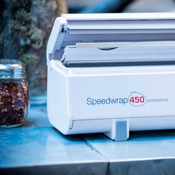 דיספנסר עטיפה מקצועי Speedwrap 450 – לחיתוך ואחסון גלילי נייר כסף או ניילון נצמד ברוחב 450 מ״מ מבית Wrapex - אביזרי מטבח