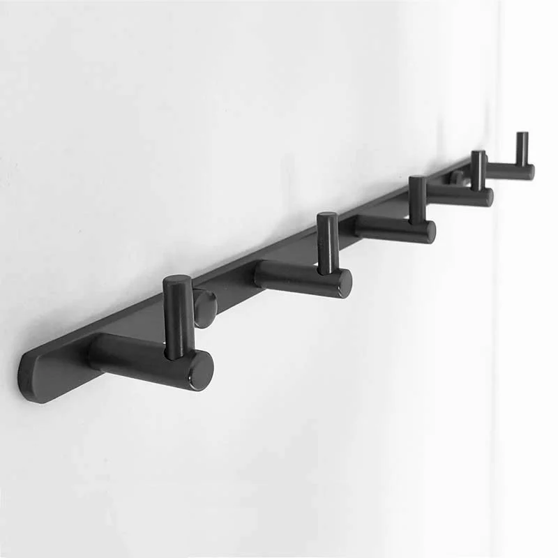 קולב למגבות טופ חמישיה PYG שחור מט - מתליםלמגבותוויםחמישיהשחורלאמבטיה