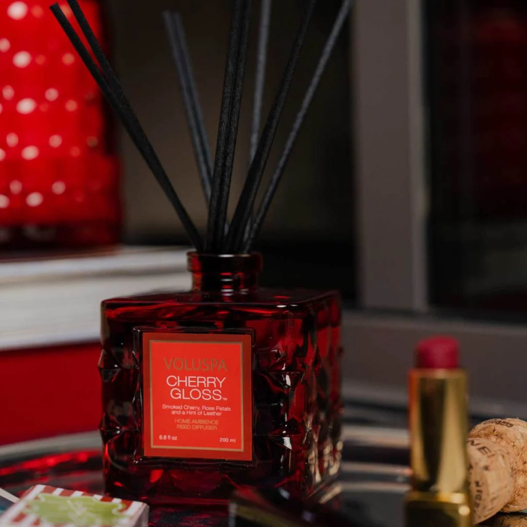 מפיץ ריח 200 מ"ל – Cherry Gloss VOLUSPA - נרות ומפיצי ריח