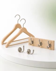 קולבים ואביזרי תלייה